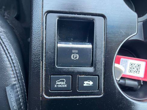 Used 2016 Subaru Outback 2.5i Limited AWD/4WD image 31
