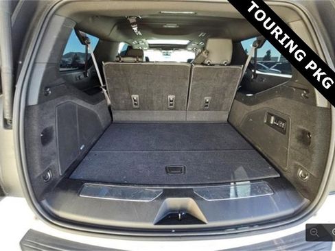 Used 2022 Cadillac Escalade ESV Sport w/ Touring Package image 8