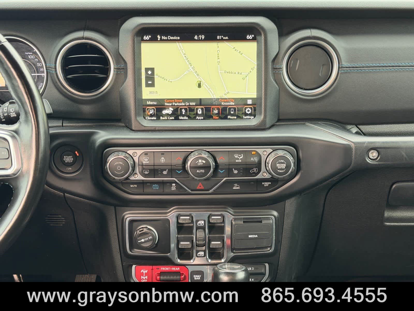 Used 2022 Jeep Wrangler Unlimited Rubicon 4xe w/ Cold Weather Group AWD/4WD image 24