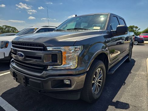 Used 2020 Ford F150 XLT w/ Equipment Group 302A Luxury AWD/4WD image 6