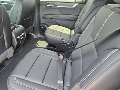 New 2026 GMC Acadia Elevation w/ Elevation Premium Package FWD image 9