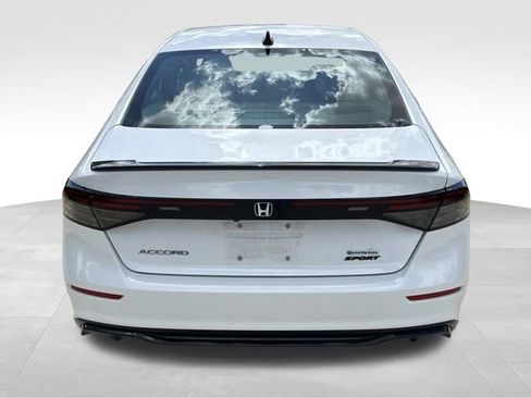 Used 2024 Honda Accord Sport image 7