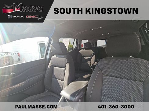 Certified 2023 GMC Acadia SLE w/ Driver Convenience Package AWD/4WD image 17
