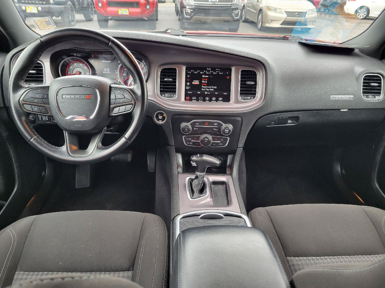Used 2023 Dodge Charger SXT RWD image 4