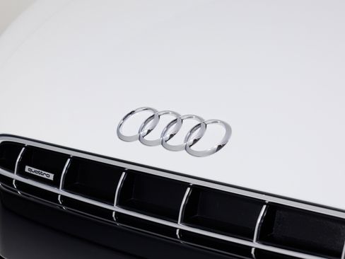 Used 2012 Audi R8 V10 AWD/4WD image 58