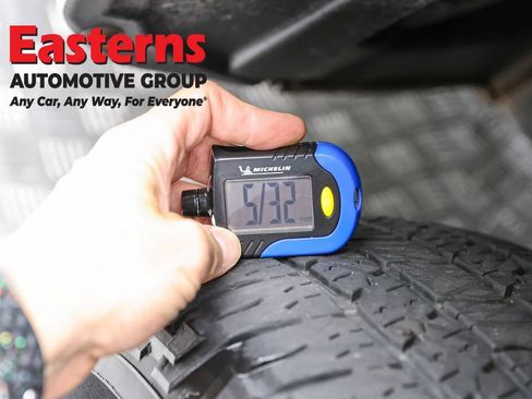 Used 2020 Toyota Tacoma SR w/ SR Convenience Package RWD image 25