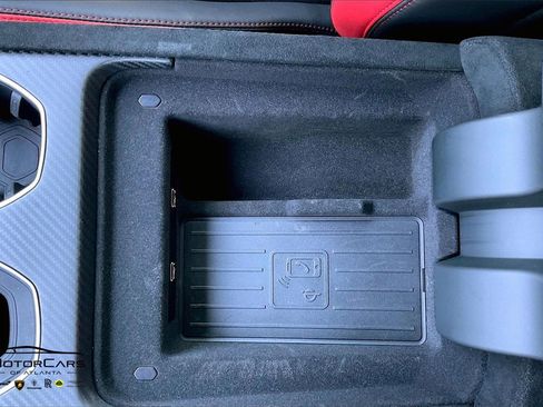 Used 2024 Lamborghini Urus Performante image 33