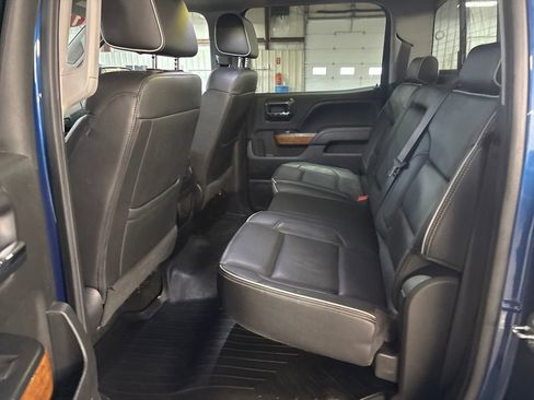 Used 2017 Chevrolet Silverado 1500 High Country AWD/4WD image 27