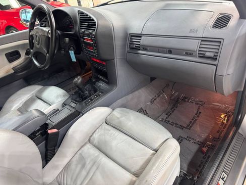 Used 1998 BMW M3 Sedan RWD image 9
