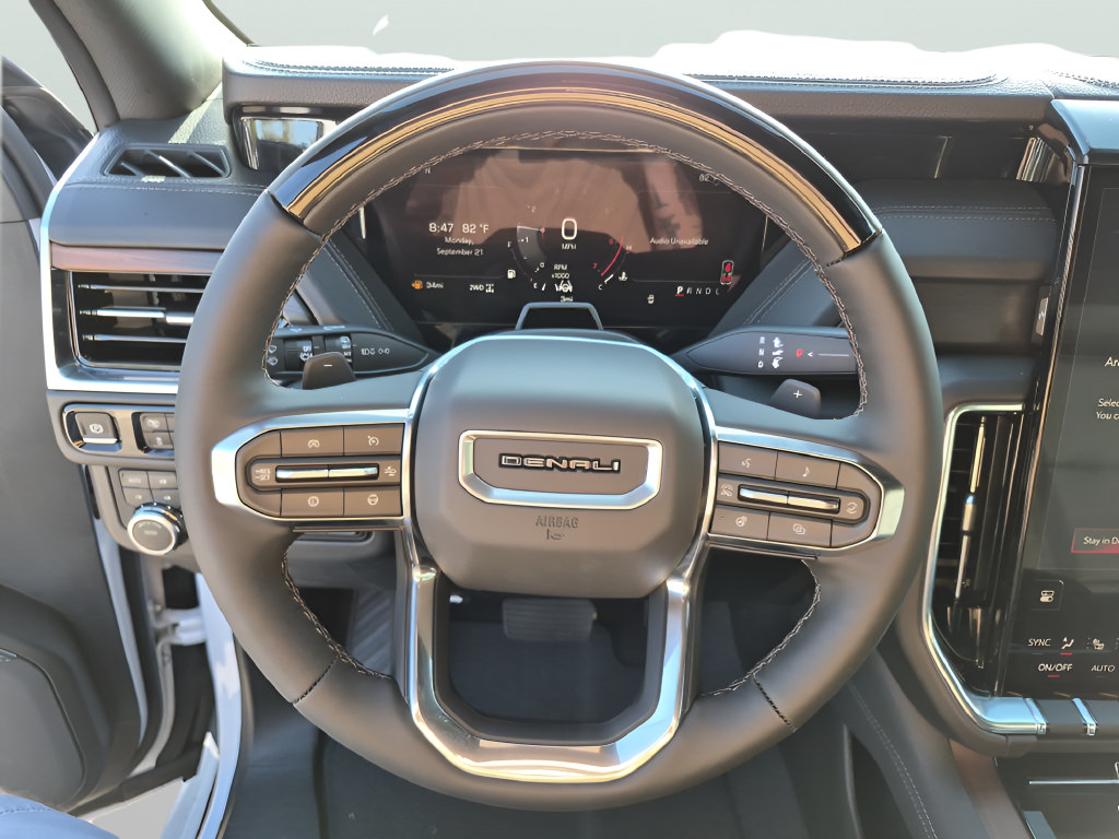New 2026 GMC Yukon Denali w/ Denali Reserve Package AWD/4WD image 20
