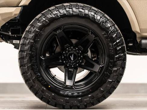 Used 2025 Ford Bronco Outer Banks AWD/4WD image 17