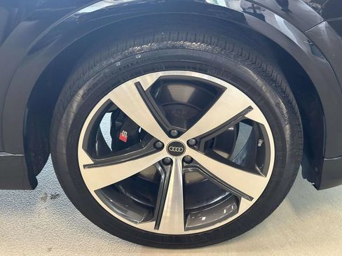 Used 2024 Audi SQ8 Prestige AWD/4WD image 8