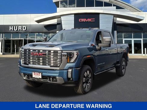 New 2026 GMC Sierra 3500 Denali w/ Denali Reserve Package image 8