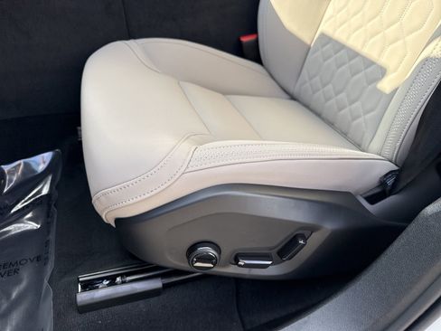 New 2026 Volvo XC60 B5 Core w/ Protection Package image 11