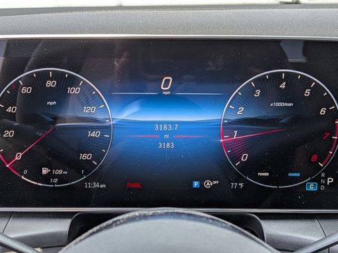 Used 2026 Mercedes-Benz GLC 300 4MATIC image 10