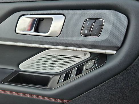 New 2026 Ford Explorer ST w/ Sun And Sound Package image 28