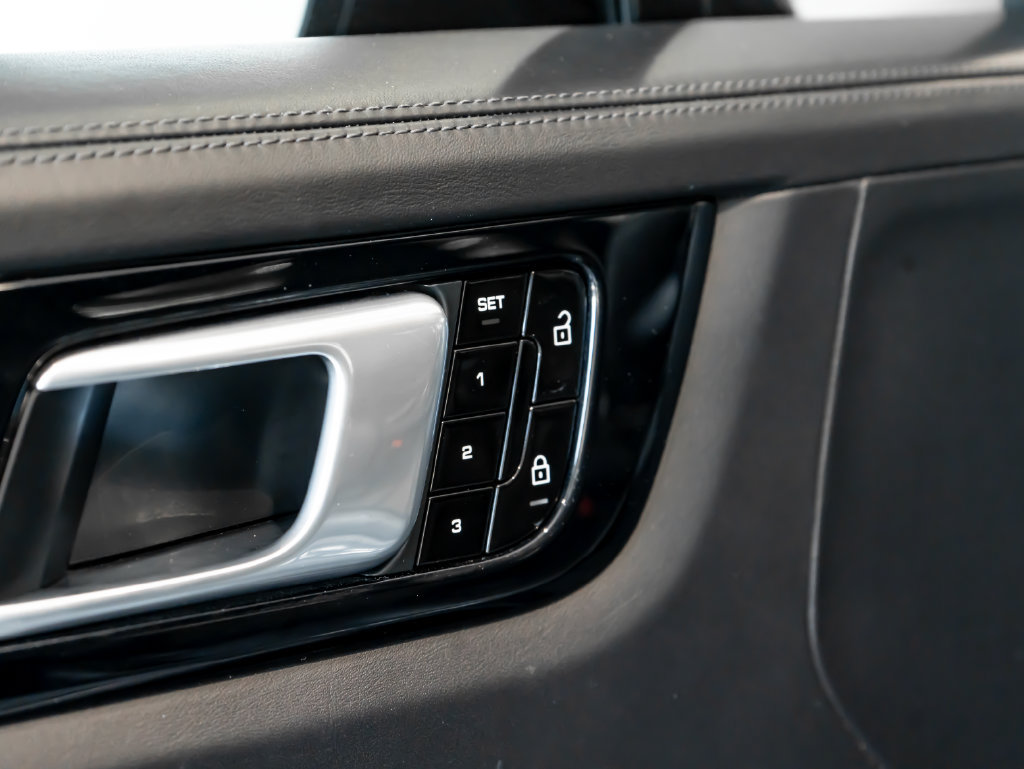 Certified 2021 Porsche Cayenne GTS AWD/4WD image 14