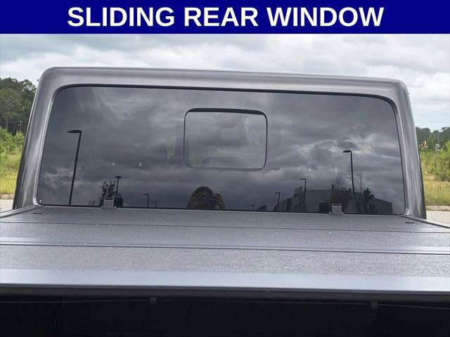 Certified 2025 Jeep Gladiator Mojave w/ Safety Group AWD/4WD image 13