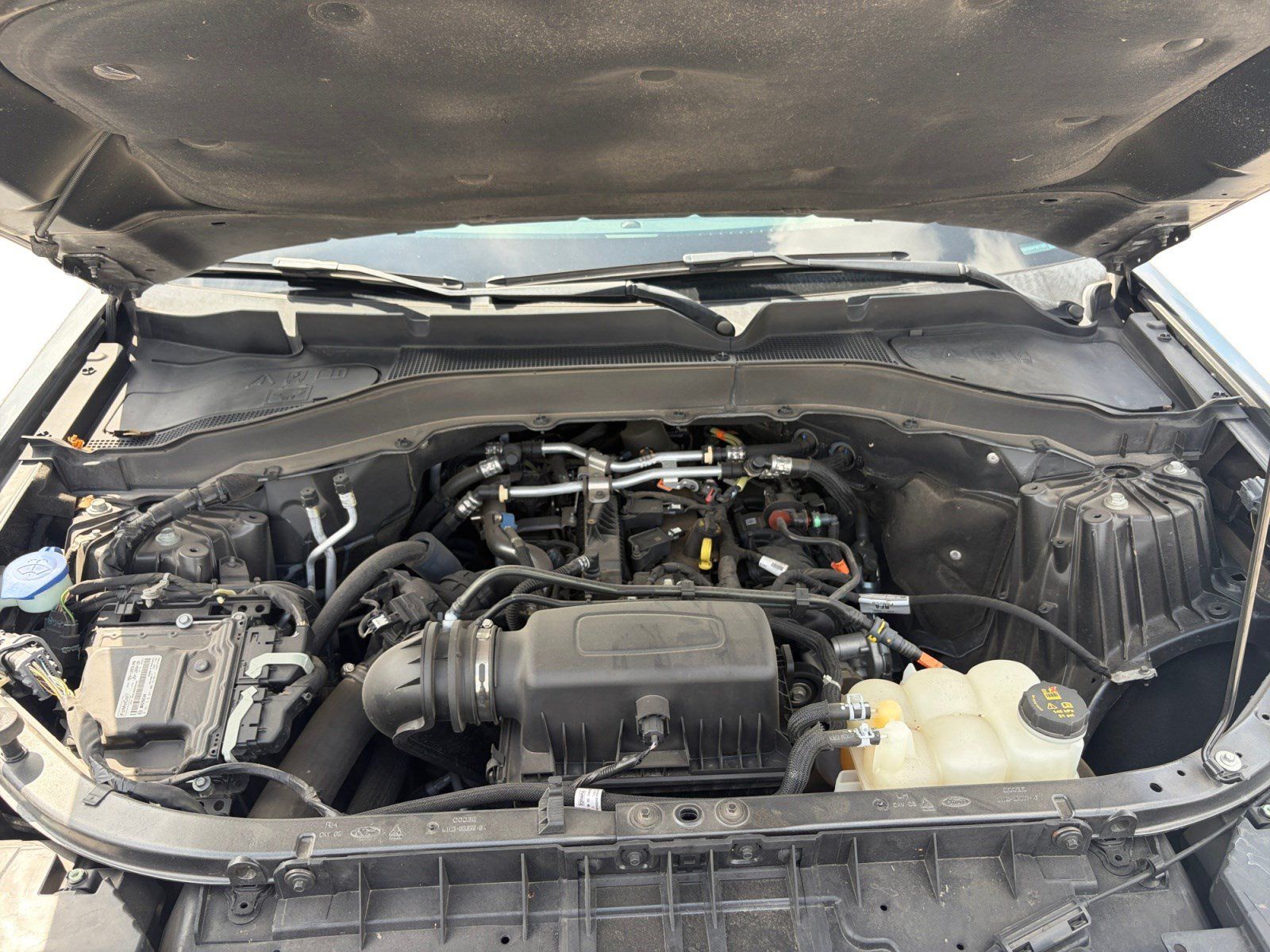 Used 2023 Ford Explorer XLT w/ Equipment Group 202A RWD image 24