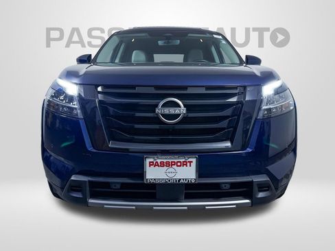Certified 2024 Nissan Pathfinder SL AWD/4WD image 2