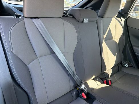 Used 2024 Subaru Crosstrek 2.0i AWD/4WD image 32