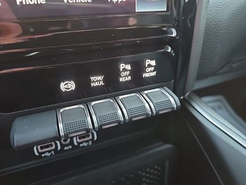 New 2026 RAM 2500 Big Horn AWD/4WD image 72