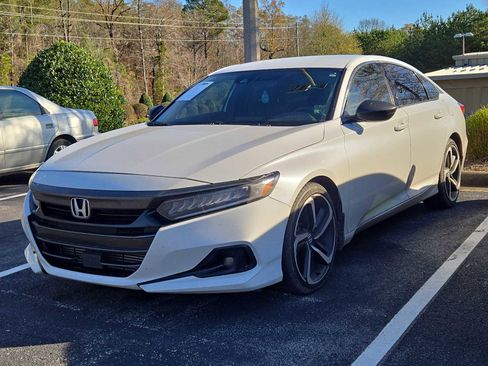 Used 2022 Honda Accord Sport image 4