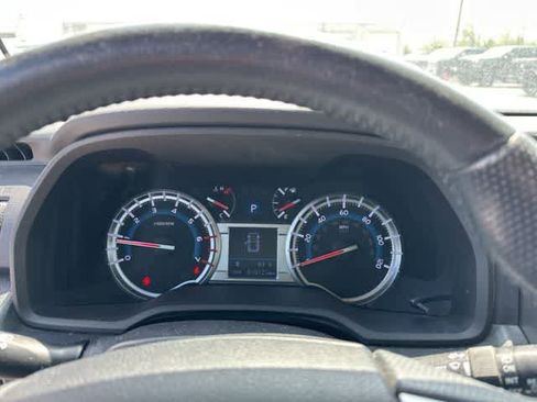 Used 2015 Toyota 4Runner SR5 image 12