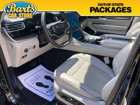 Used 2022 Jeep Wagoneer Series II w/ Premium Group I AWD/4WD image 32