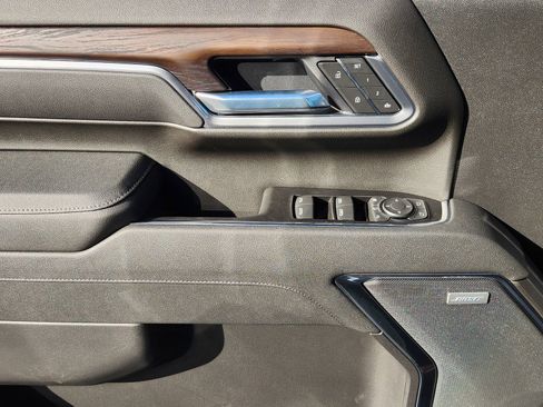 New 2026 GMC Sierra 2500 SLT w/ SLT Premium Package image 28