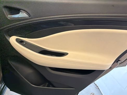 Used 2018 Buick Envision Preferred FWD image 30