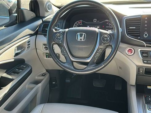 Used 2023 Honda Ridgeline RTL-E image 25