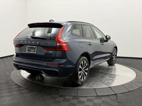 Certified 2025 Volvo XC60 B5 Plus AWD/4WD image 6