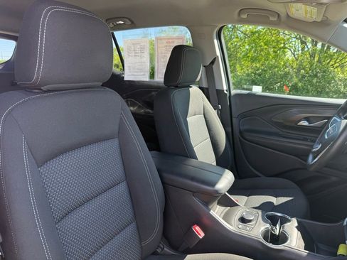 Used 2022 GMC Terrain SLE w/ Driver Convenience Package AWD/4WD image 23