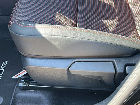 New 2026 Nissan Kicks SR image 12