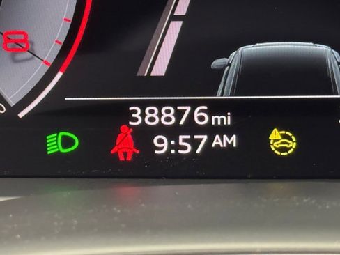 Used 2023 Audi Q8 Premium Plus image 16