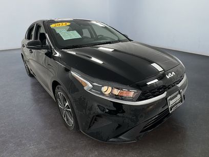 Used 2024 Kia Forte LXS w/ LXS Technology Package