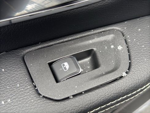 New 2026 RAM 1500 Laramie w/ Night Edition image 31