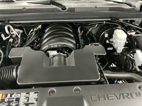 Used 2019 Chevrolet Suburban Premier image 59