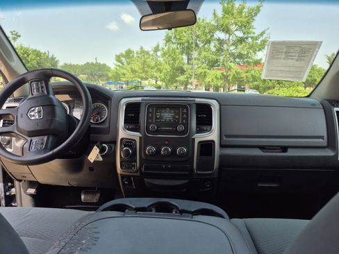 Used 2017 RAM 1500 Classic SLT AWD/4WD image 21