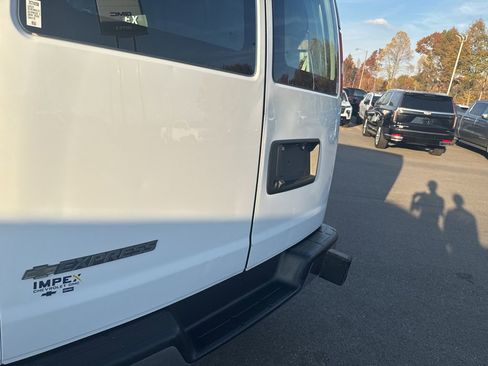 Used 2023 Chevrolet Express 2500 w/ Driver Convenience Package RWD image 26