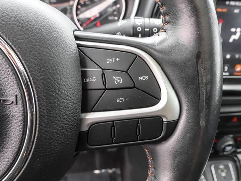 Used 2018 Jeep Compass Limited w/ Navigation Group AWD/4WD image 23