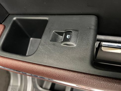 Used 2023 Ford Expedition Limited AWD/4WD image 29