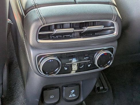 Used 2023 Genesis GV80 2.5T w/ Prestige Package AWD/4WD image 17
