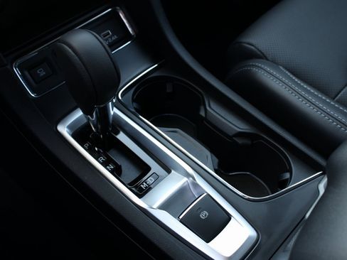 Used 2025 Subaru Ascent Limited w/ Popular Package #2 image 22