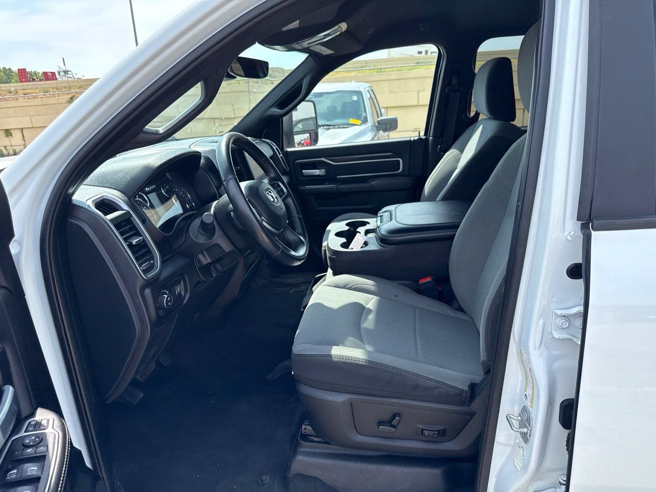 Used 2024 RAM 2500 Big Horn AWD/4WD image 19