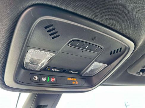 Certified 2023 Chevrolet Traverse LT image 31