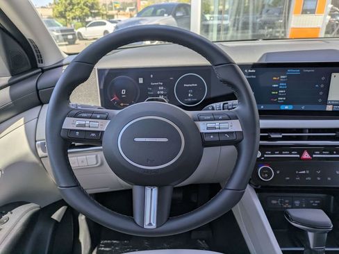 New 2025 Hyundai Tucson SEL image 19