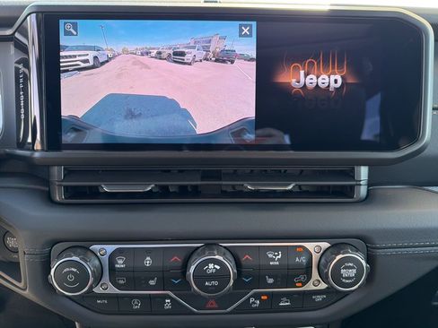 New 2026 Jeep Gladiator Sport AWD/4WD image 34
