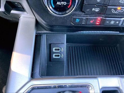 Used 2018 Ford F150 Lariat w/ Equipment Group 502A Luxury image 17